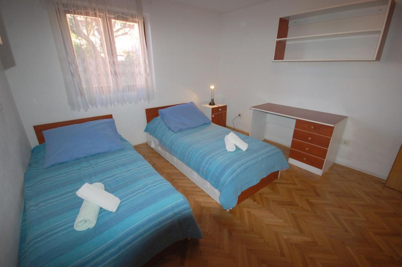 Apartments Daidzic By El-Pi Tours Njivice Exterior foto
